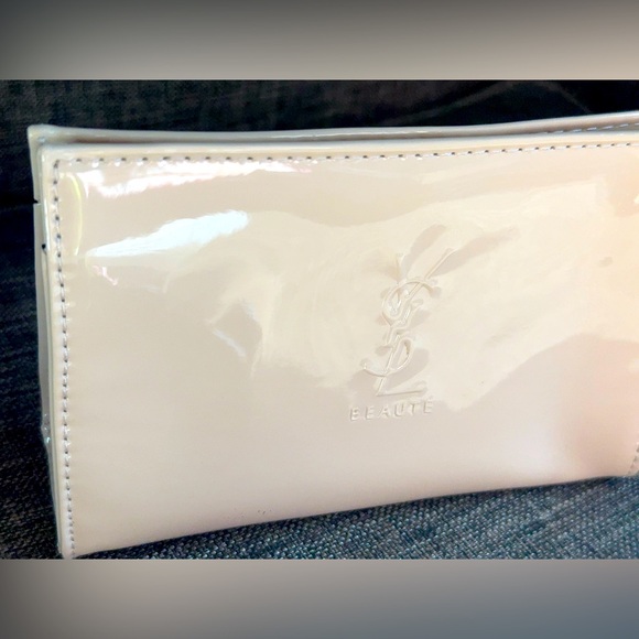 Yves Saint Laurent Glossy Soft Beige Trousseau Bag - Picture 1 of 3